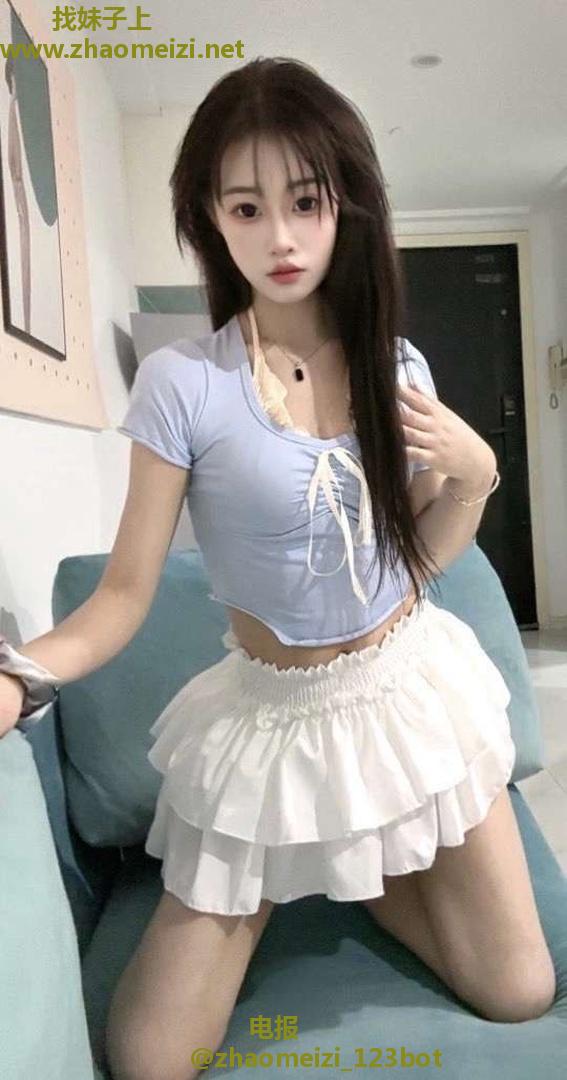 敏感清纯白皙光滑嫩妹