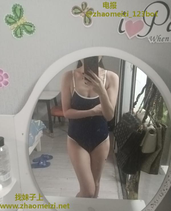 性价比白虎少妇