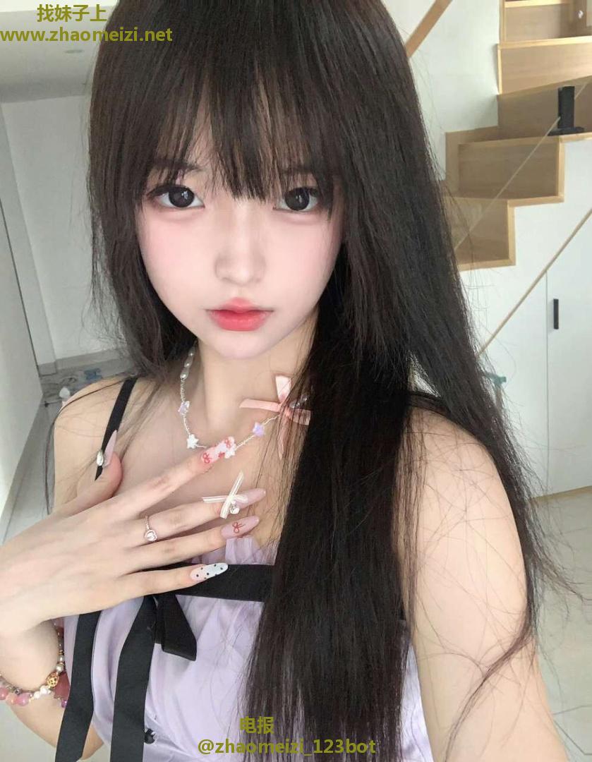 外表很欲清纯反差妹妹