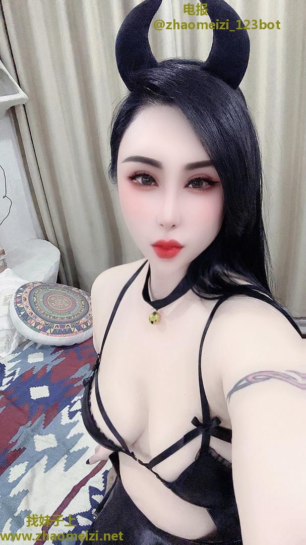 大白兔姐姐