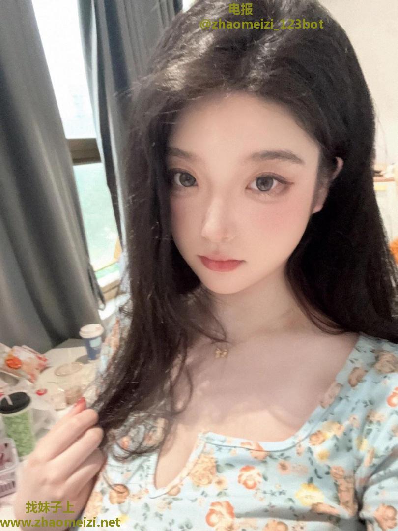 三里屯敏感骚穴妹妹