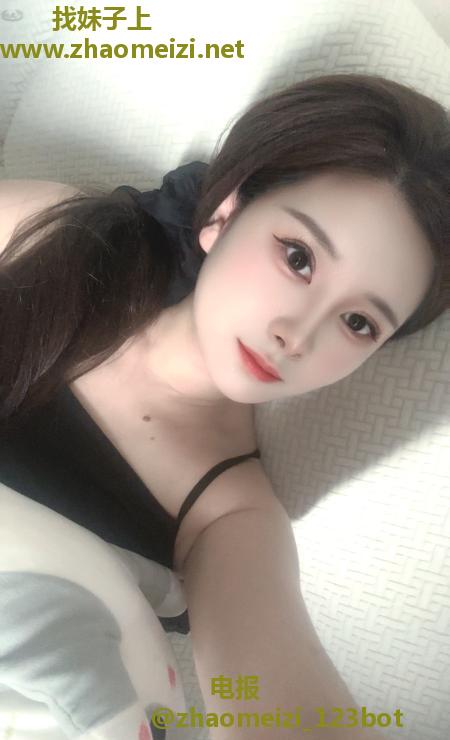 美女兜兜