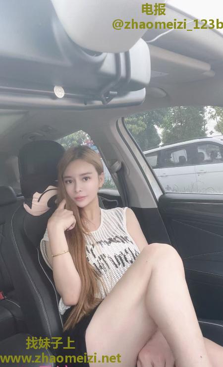 洪山御姐允儿