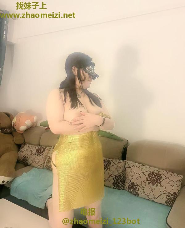 风骚巨乳妈妈
