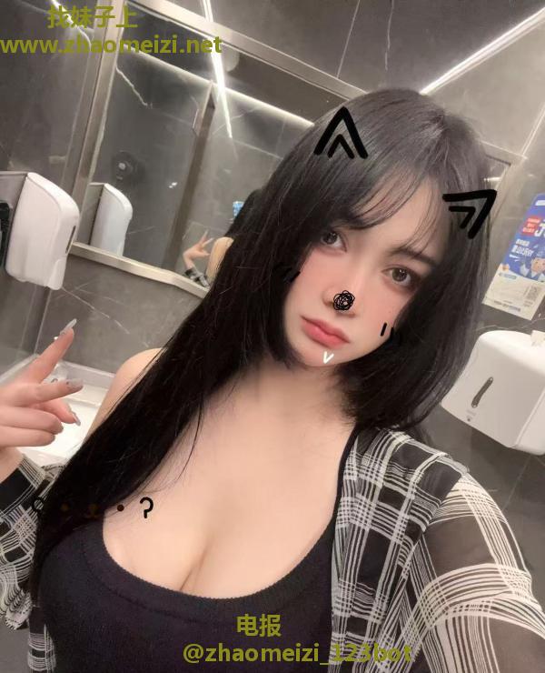 微胖天花板小月亮