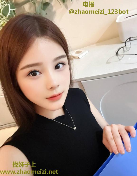 大胸兼职妹子