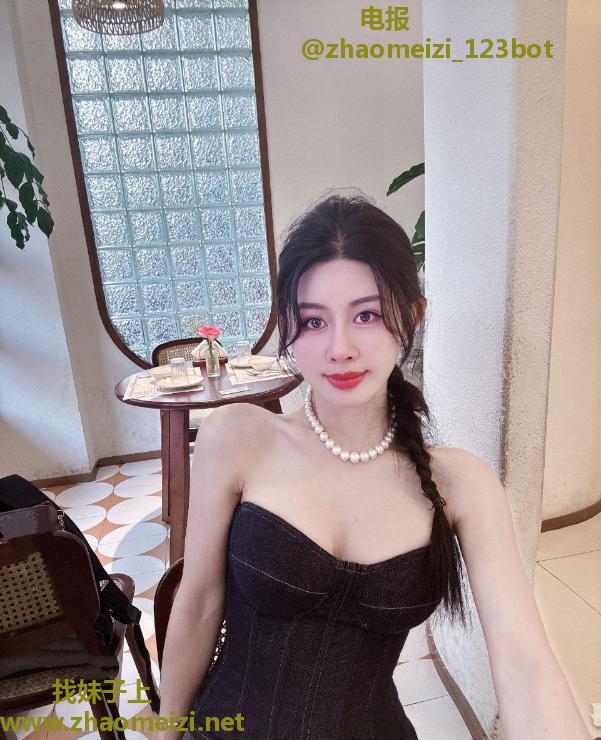 情趣诱惑白虎Lisa