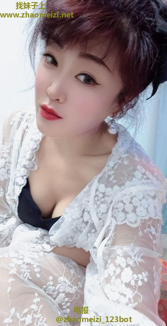 浦东微胖大胸御姐