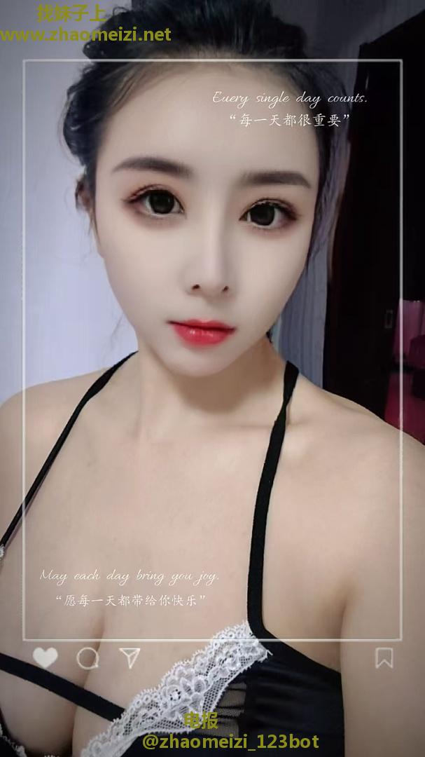 双飞丰满小少妇，工薪消费