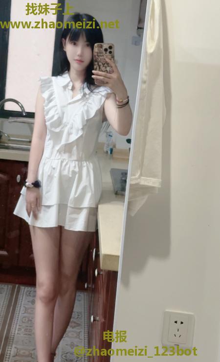 白虎琪琪身材不错
