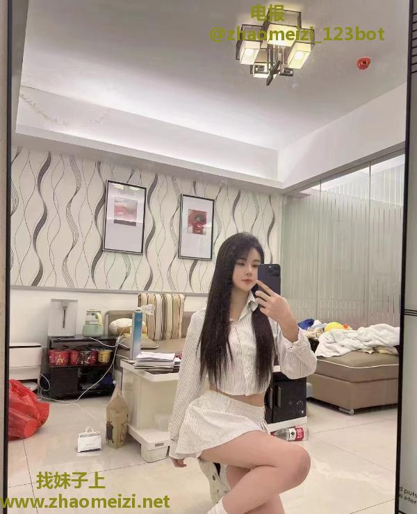 南山白嫩姐姐丫丫