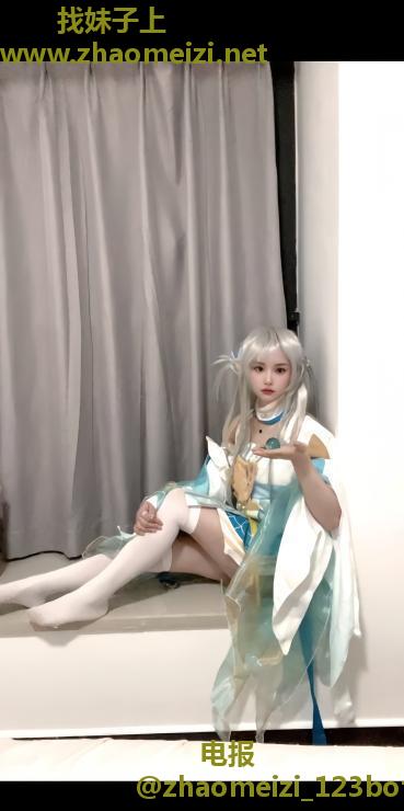 天河二次元COS甜甜