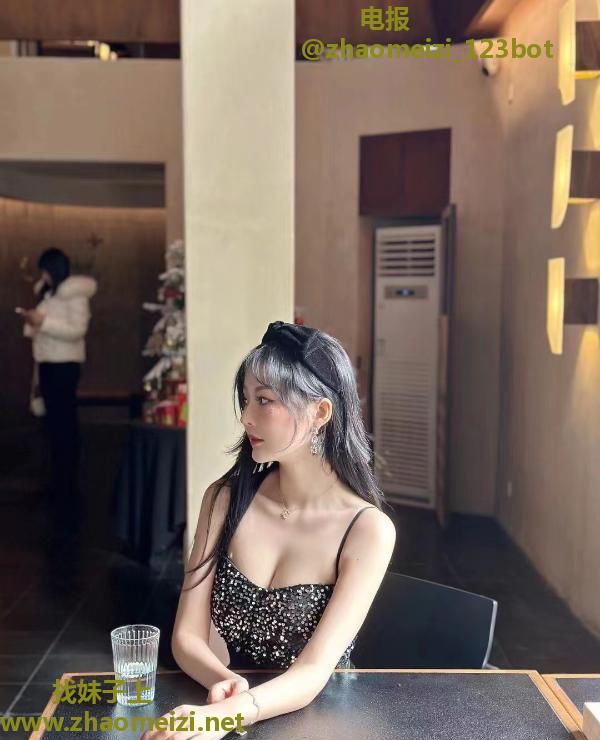 身材火辣小语老师