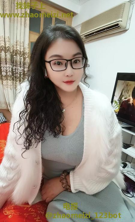 性价比大胸熟女