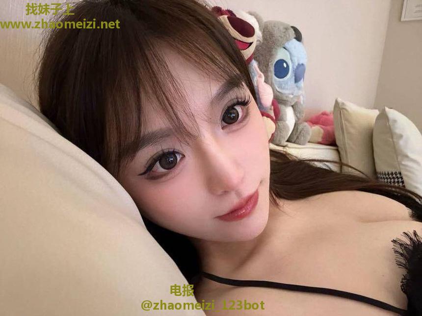 未央诱人高颜值妹妹