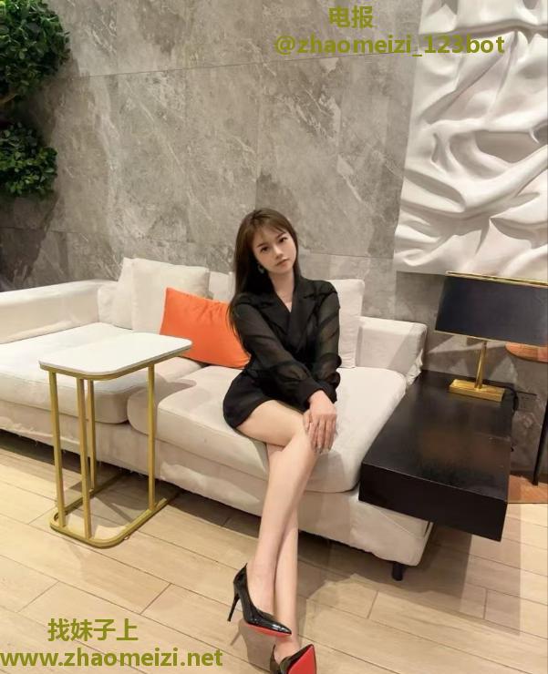 热情主动风骚妹子