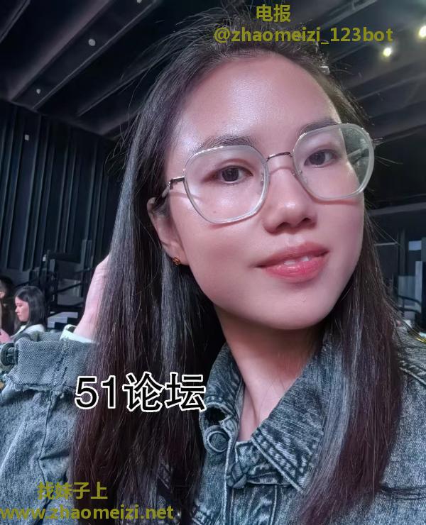 游泳老师小姐姐兼职