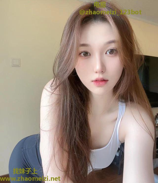 美腿小辣椒