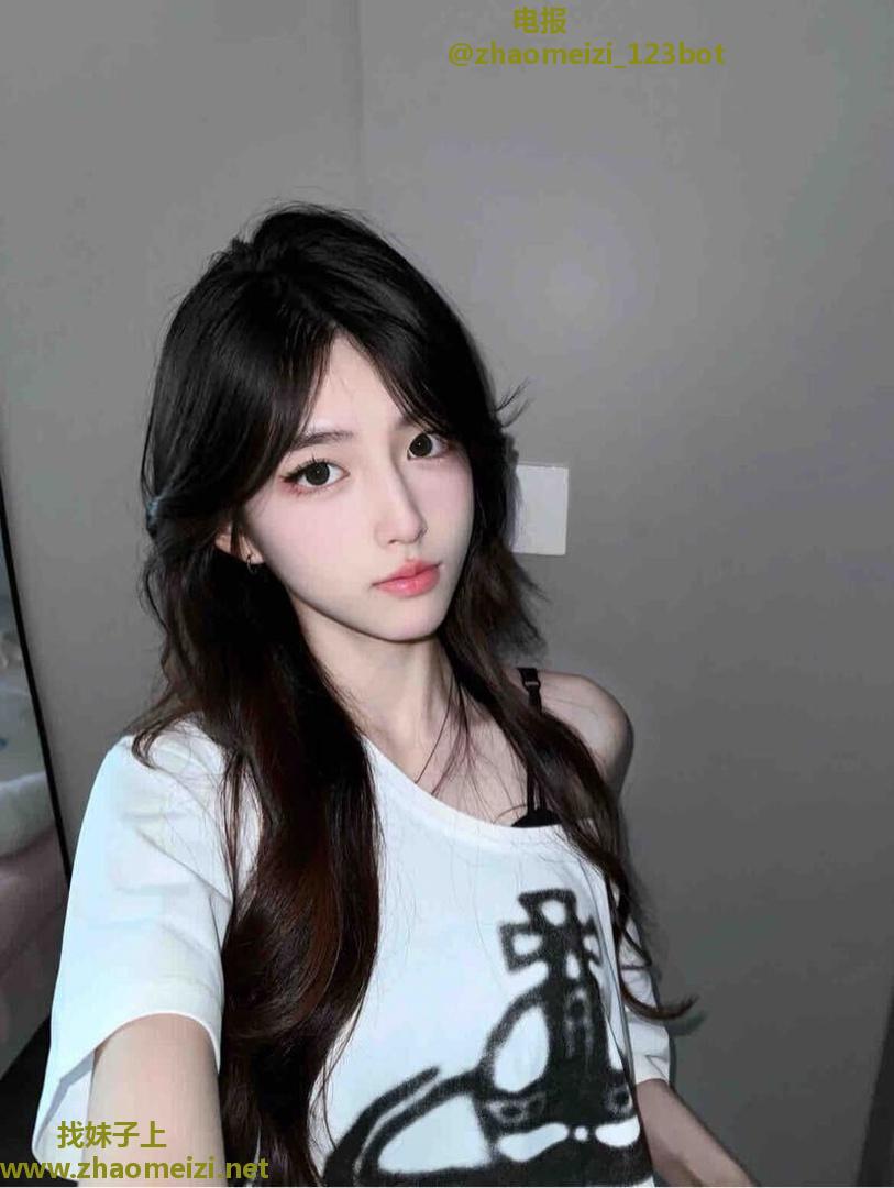 年轻敏感清纯学妹
