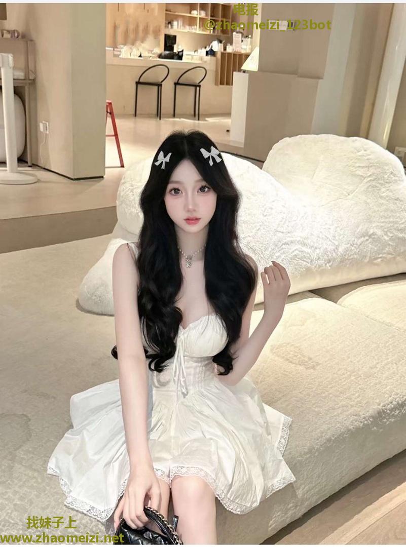 刚毕业水嫩清纯小妹