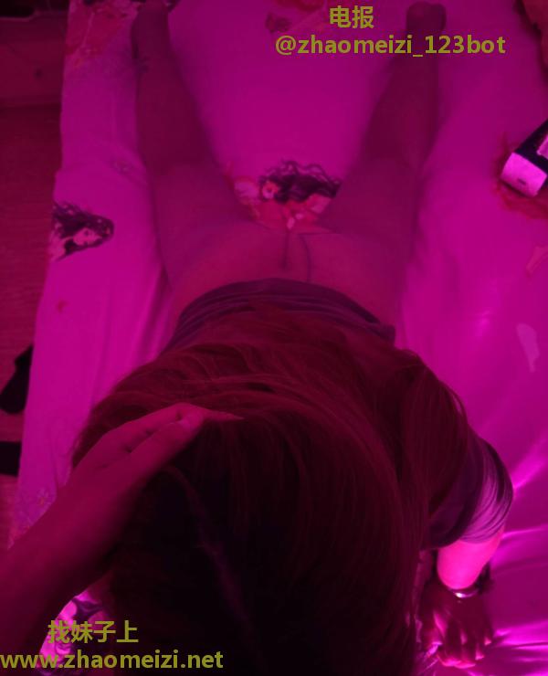 口活不错的熟女