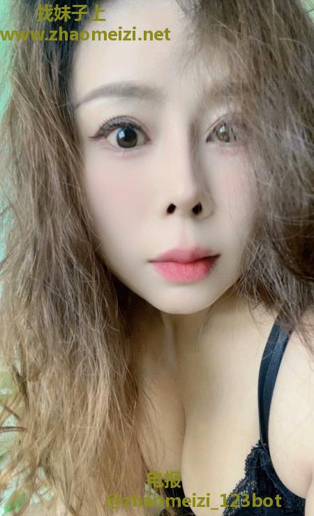 南信大附近大奶熟妇