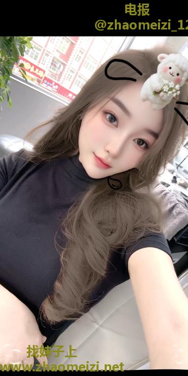 胜太路大胸小姐姐