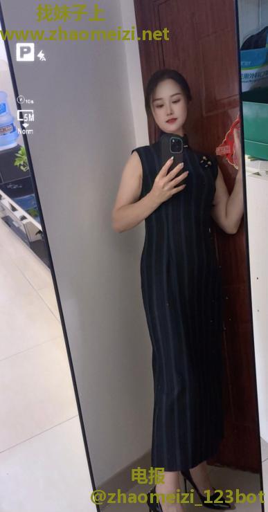 湖塘少妇心怡