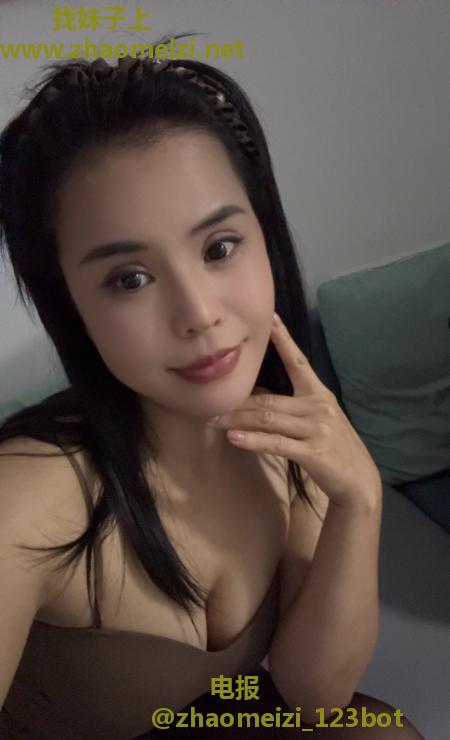轻熟服务型性感少妇