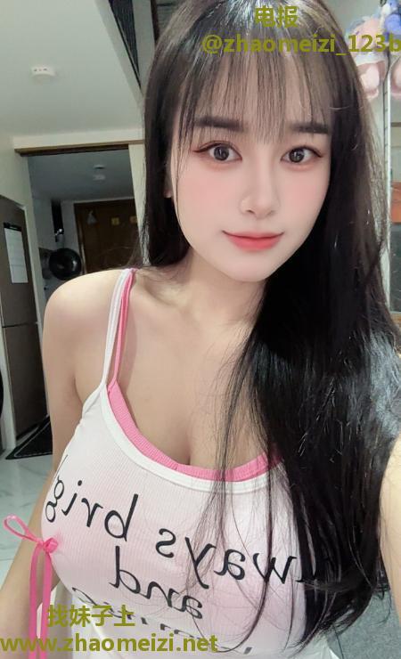 丰满迷人且风骚