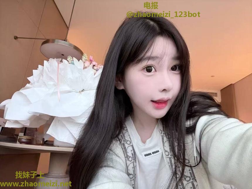 丰满诱人水嫩翘臀