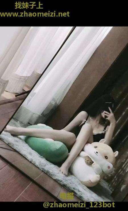 颜值美女小圣代