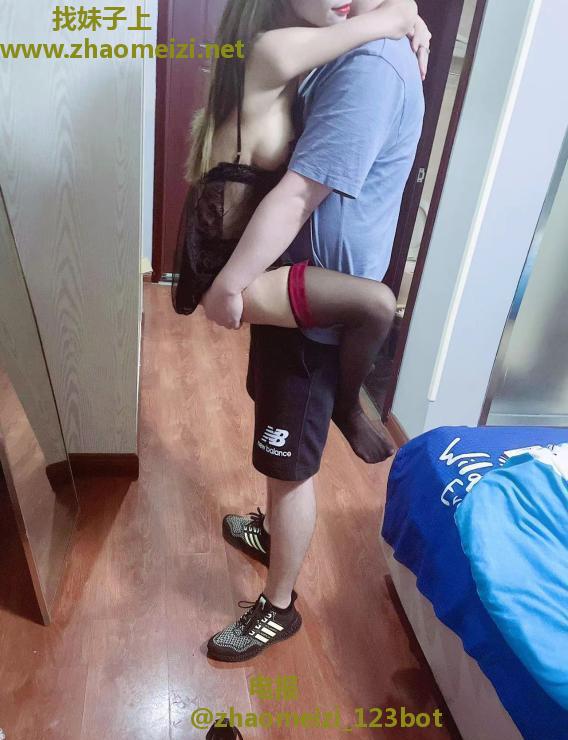 可抱起来玩的甜甜老师