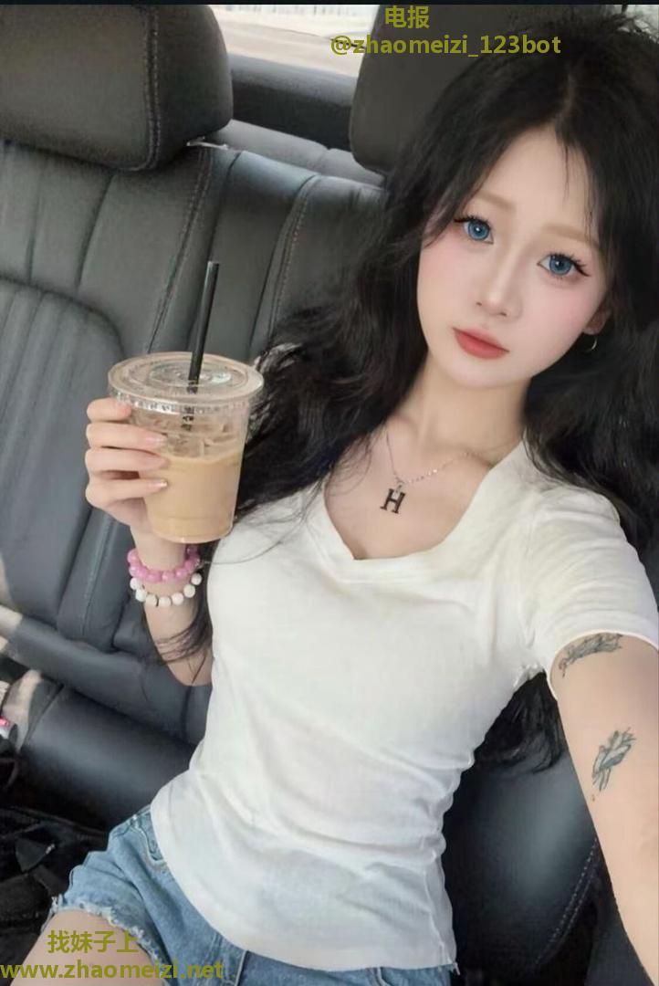 年轻很骚小少妇