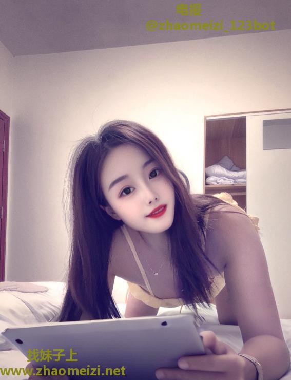 舌吻少妇思思