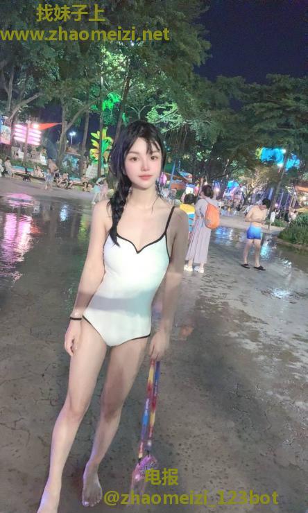 热情主动身材好老师