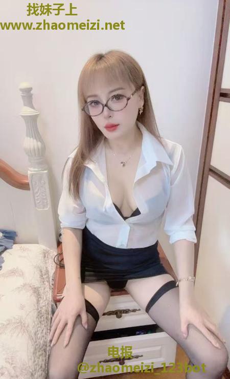 骚妇性感炮架