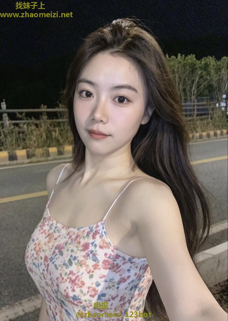 普陀韵味十足的学生妹