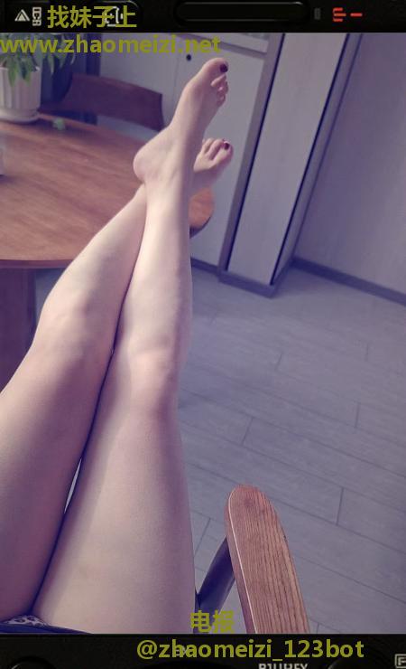 新街口小姐姐