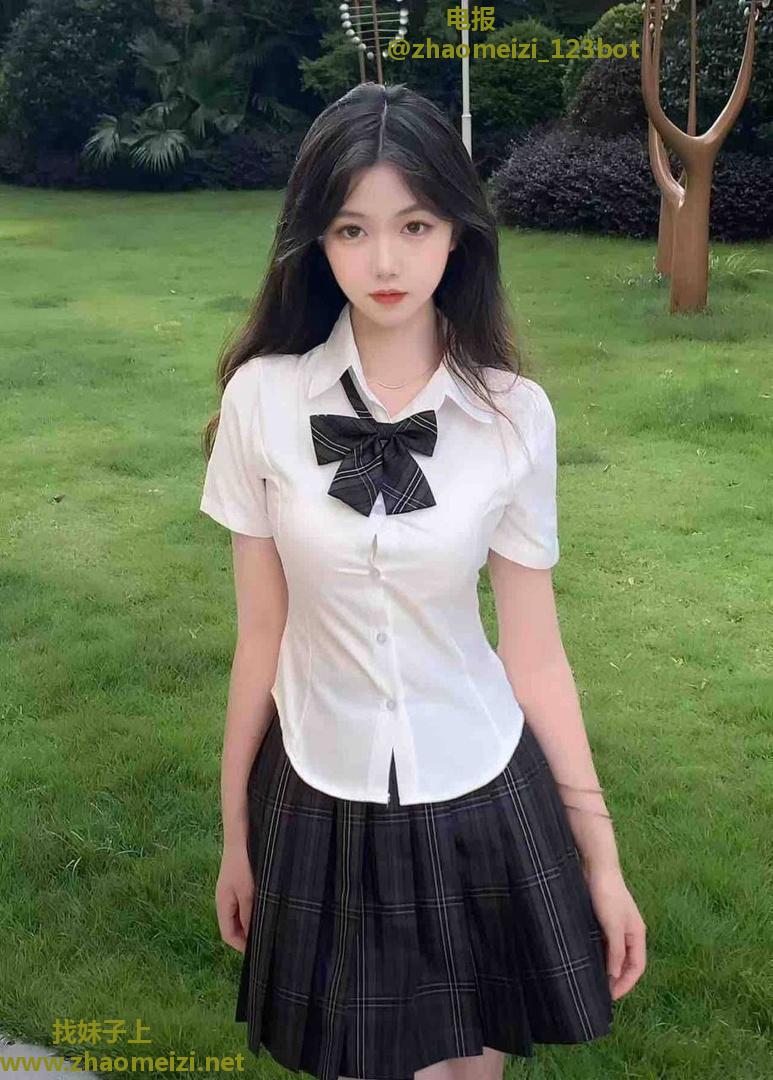 在校娇羞穴紧水多