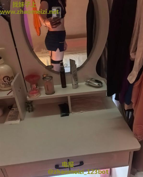 性价比骚少妇