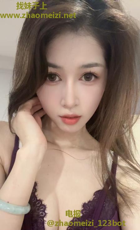 颜值美女老师