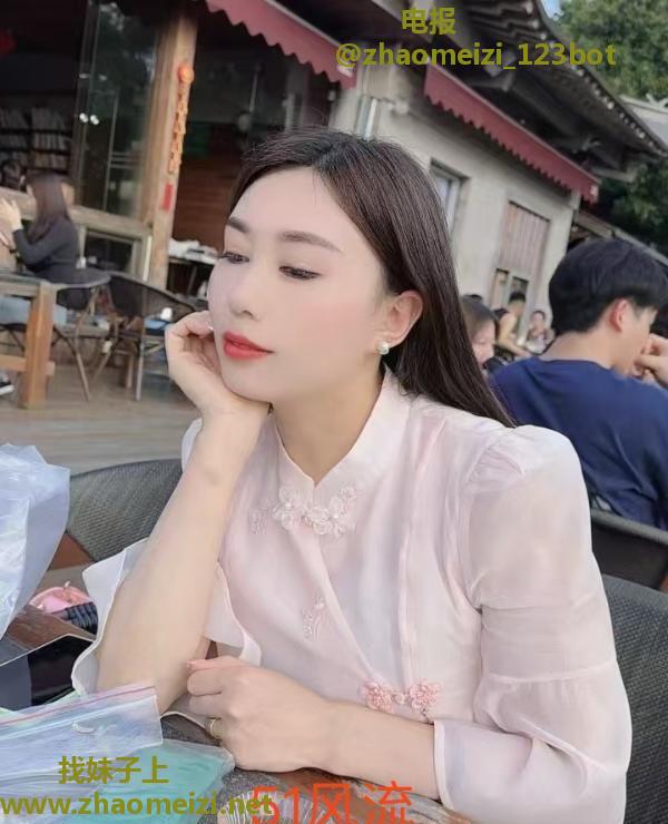 福州美少妇大胸