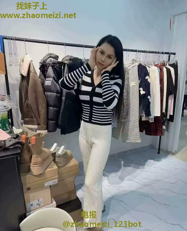 苏州昆山居家少妇