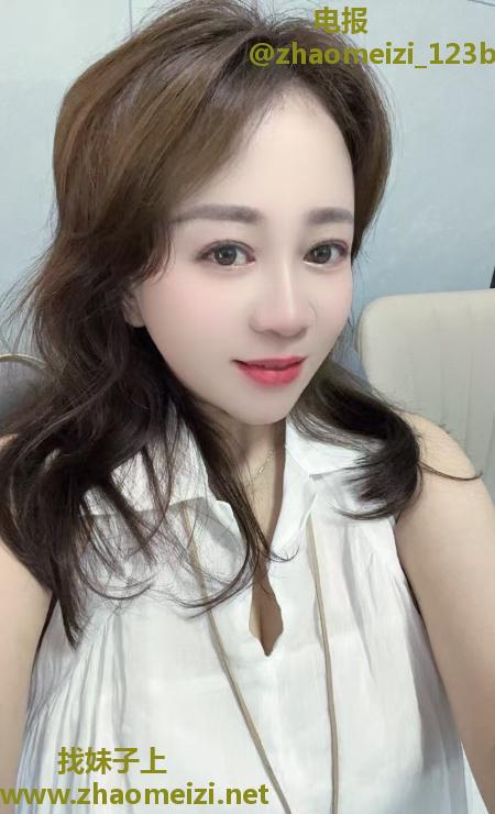 上城东站大胸倩倩