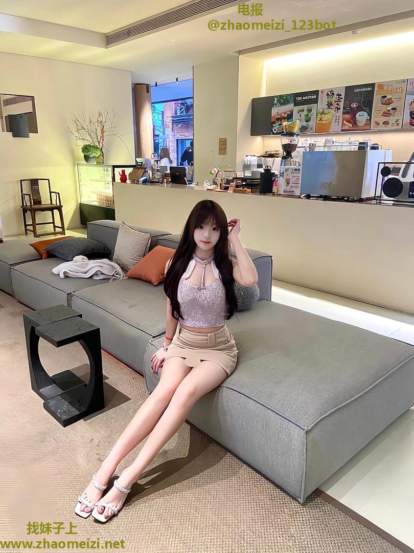 白云性感嫩妹短期兼职