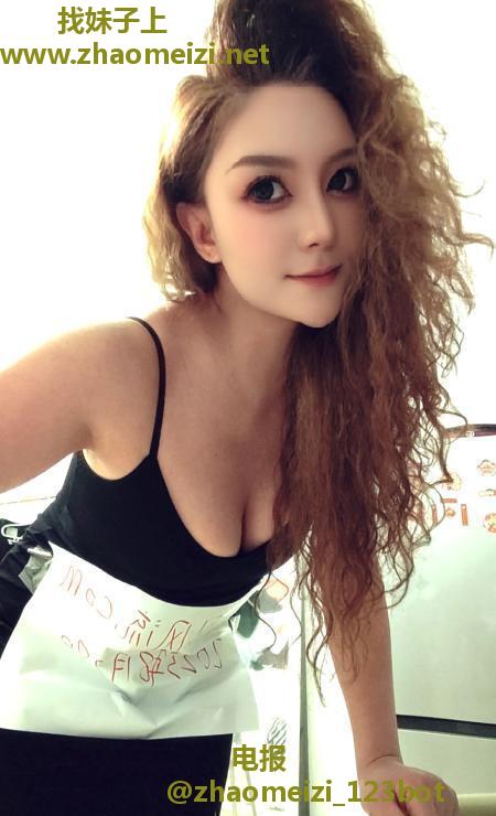 大理性感蜜桃臀