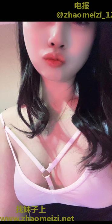 大学城丰满少妇