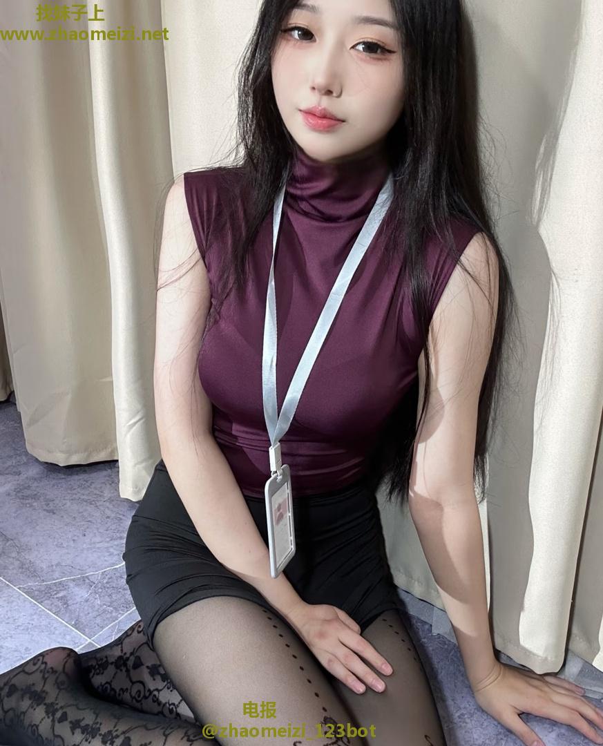 高颜值好身材妹妹