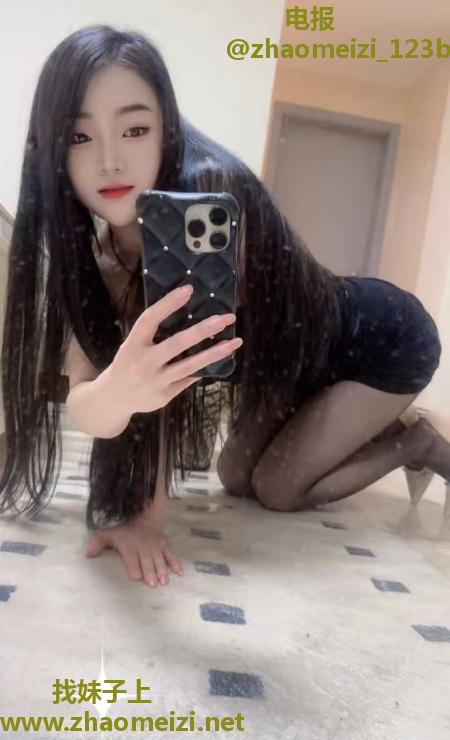 体验双飞的快乐